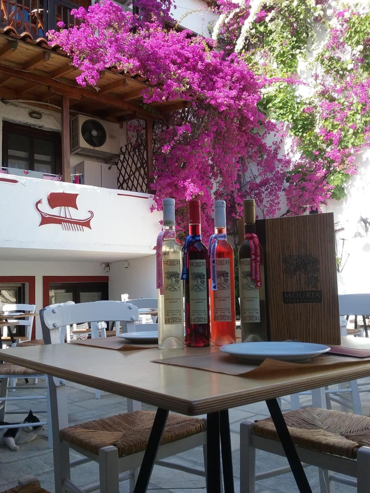 Mouria Hotel Skiathos-stad Buitenkant foto
